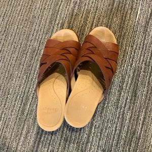 Dansko sandal - Tory Brown/Cognac - woven wedge